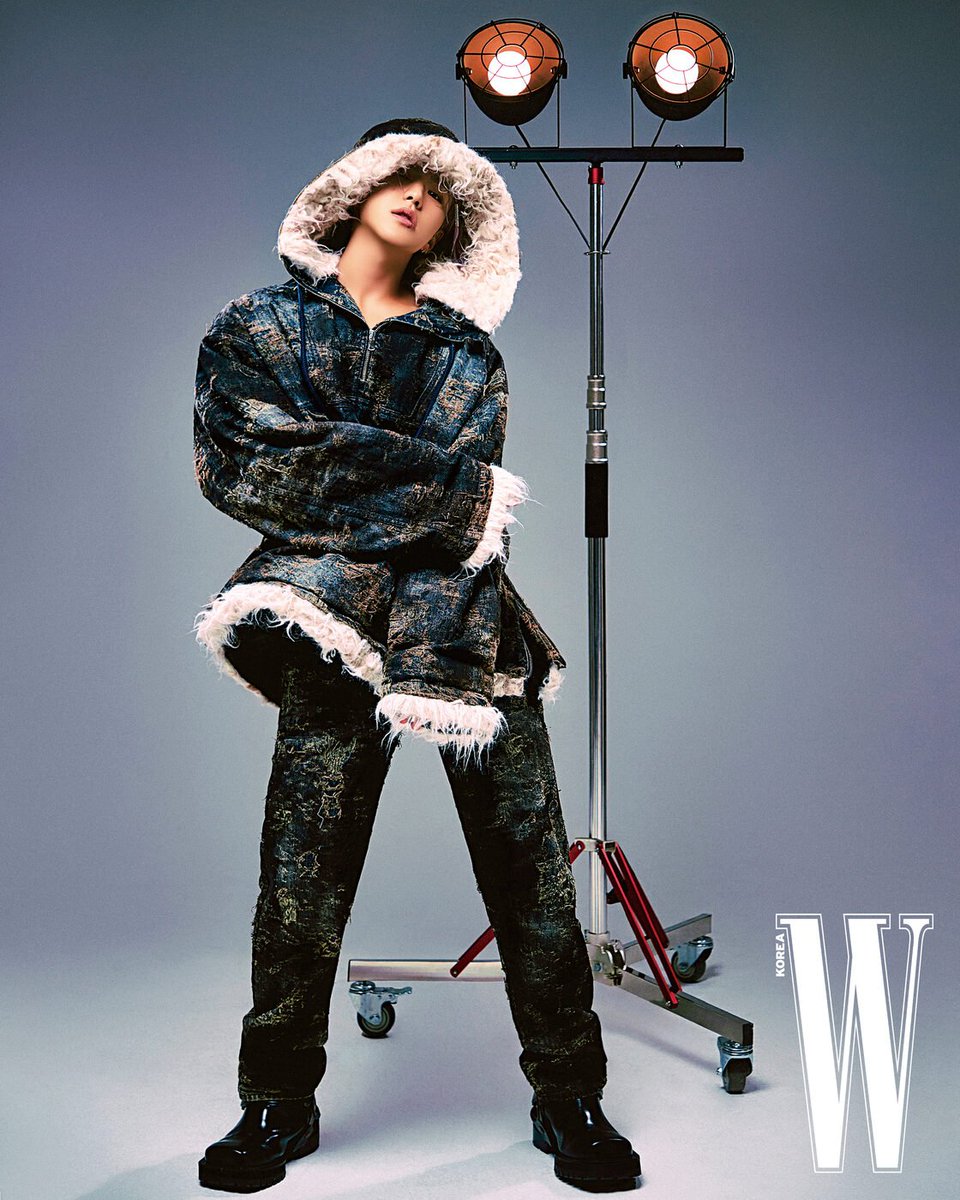 viraltakes's tweet photo. Hoshi of SEVENTEEN stuns in DIESEL for W Korea. https://t.co/9ZkMFC2Cie