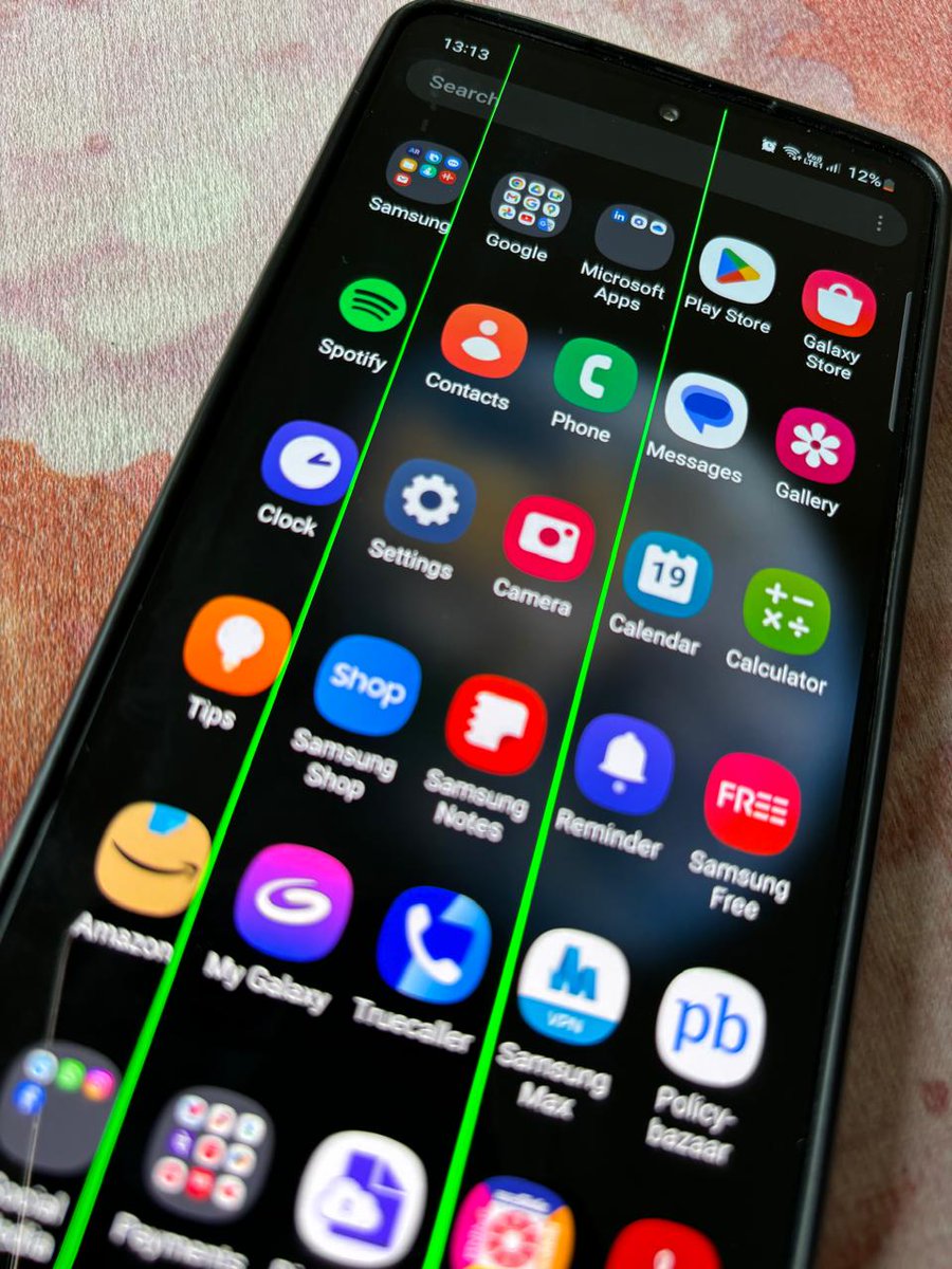 GauravTakle's tweet photo. "Hello @SamsungIndia, I recently updated my M52 5G, and now I'm seeing two green lines running vertically on the screen.  Could you confirm if this is the case and help me fix this issue?Thanks for your support! #SamsungSupport #GalaxyM52" https://t.co/tcJYQURsmC