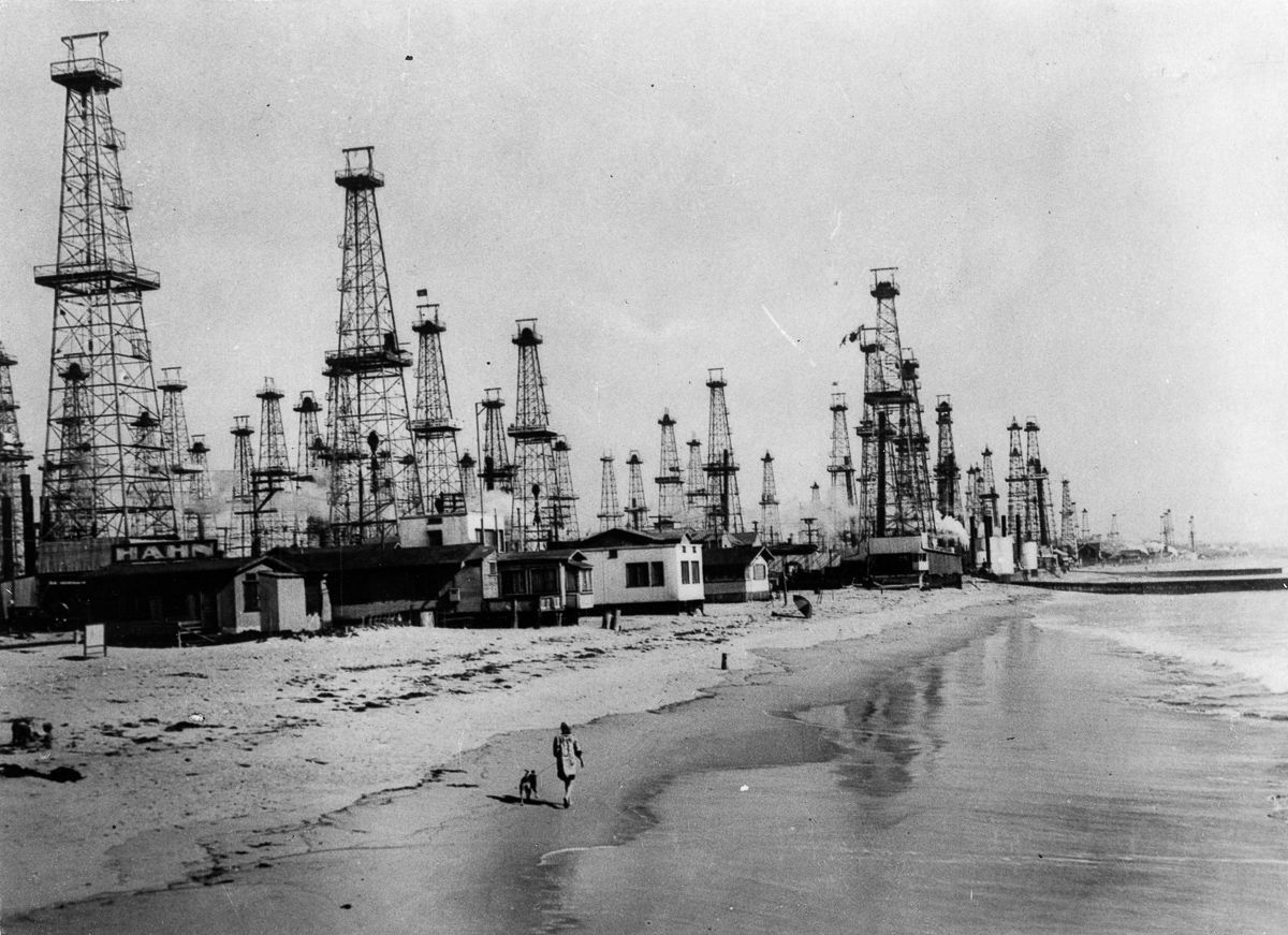 MichaelEliot's tweet photo. @tfeldmann Venice, California, c. 1920 https://t.co/DXA03NagEt