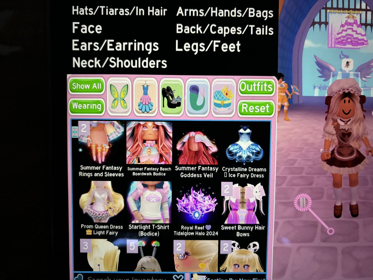 modeIbuses_'s tweet photo. Trading toy sets Lf halos!! Reply with offers pls

#royalehigh #royalehightrading #royalehightrade #royalehighitem #royalehightoys #royalehighupdate https://t.co/VPWqMo6Ark