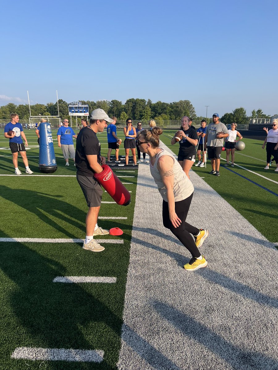 Women’s clinic was awesome tonight! Thanks for coming out to learn some ball and have some fun!