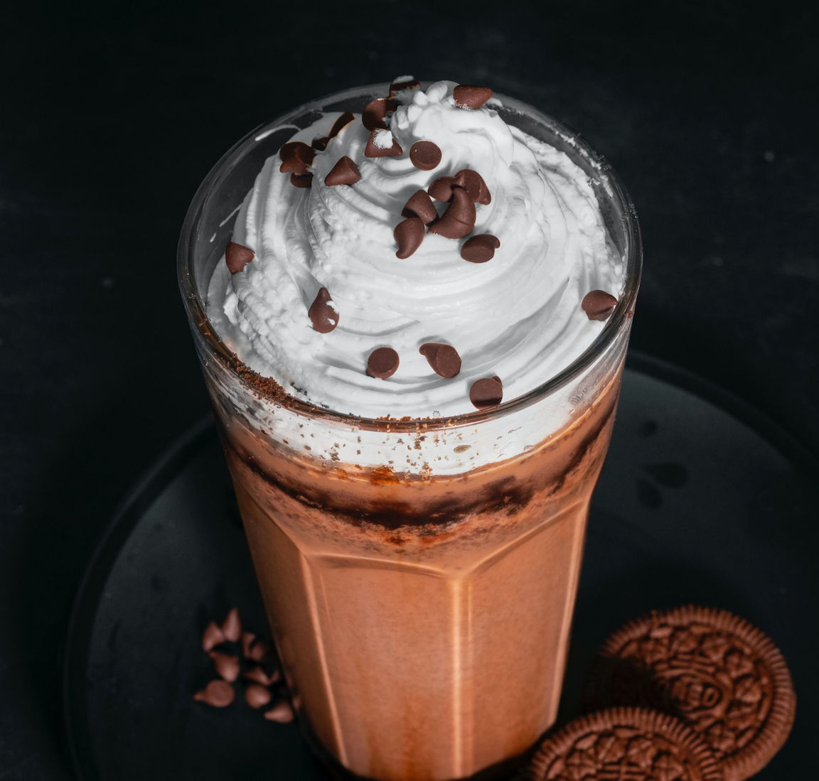 BesserwisserK's tweet photo. Am 26. Juli ist der Eiskaffee-Tag (National Coffee Milkshake Day), ein Feiertag, der die köstliche Kombination von Kaffee und Eiscreme würdigt.
#Aktionstag #CoffeeMilkshake #Getränk #KaffeeMilchshake #USA
https://t.co/n0dh3YodKf https://t.co/8oCc0wrIrA