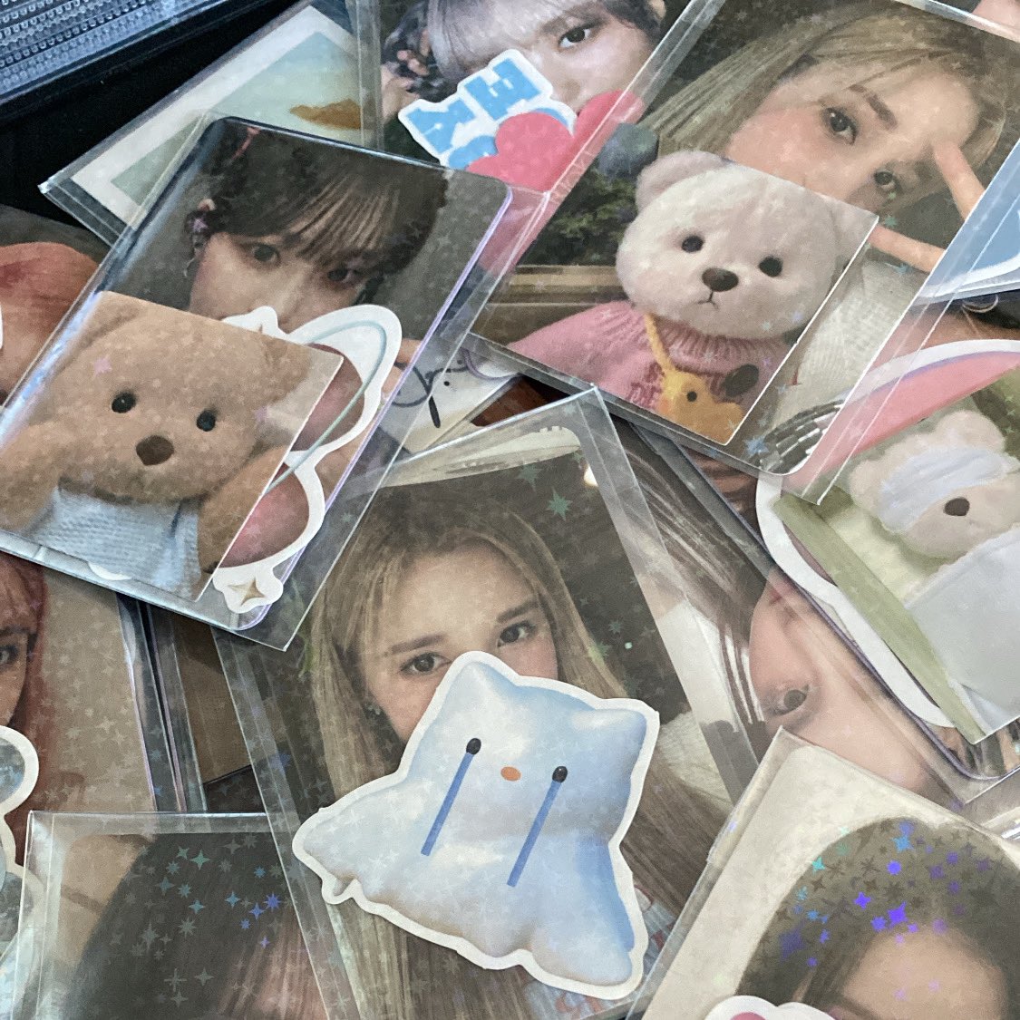 hukyai_'s tweet photo. I’ll be at kcon tomorrow handing out kep1er freebies <3 #Kep1er #KCON #KCONLA2024 https://t.co/WYKH9puzSa