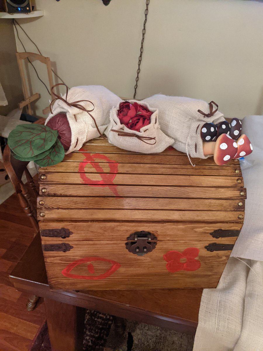 EchoBashful's tweet photo. Another robe is made, one more to go. Our packs are being prepared for our journey. 5 days left. 
@cultofthelamb #cosplay #GenCon https://t.co/wIFcztcauE