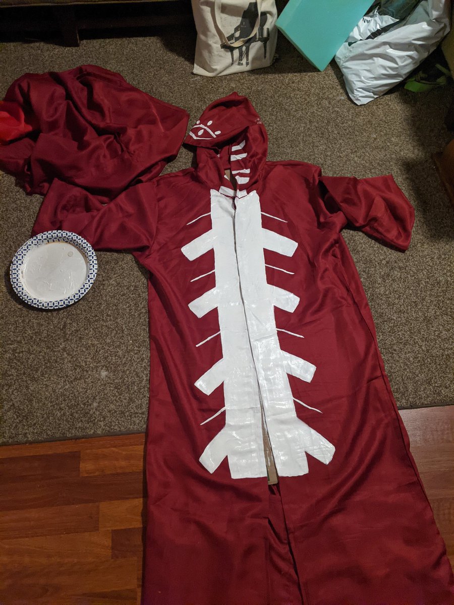 EchoBashful's tweet photo. Another robe is made, one more to go. Our packs are being prepared for our journey. 5 days left. 
@cultofthelamb #cosplay #GenCon https://t.co/wIFcztcauE