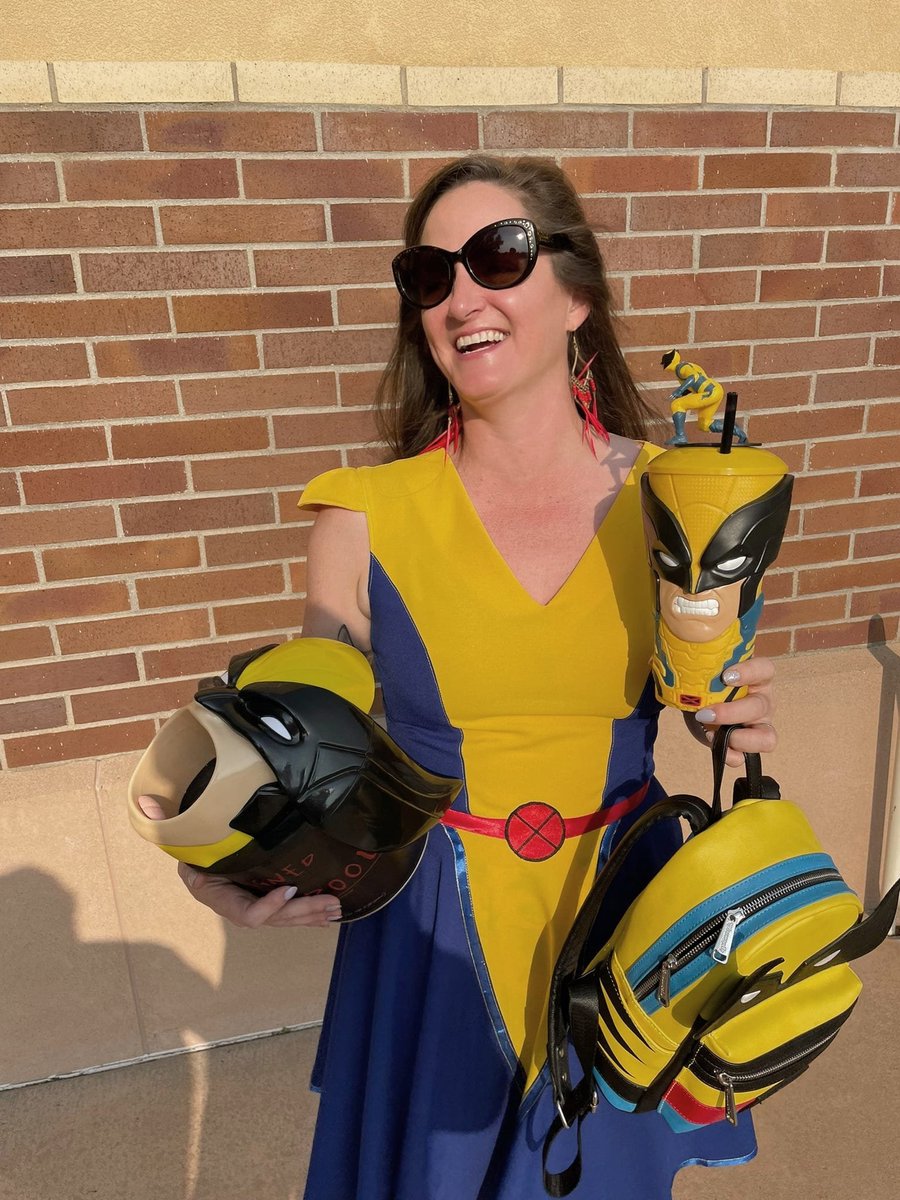 Windress's tweet photo. This is what living my best life looks like, my inner six-year-old Comic Book Nerd is so happy!!
#DeadpoolAndWolverine #WolverinePopcornBucket #LetsFuckingGo https://t.co/gXXrCQPjq5