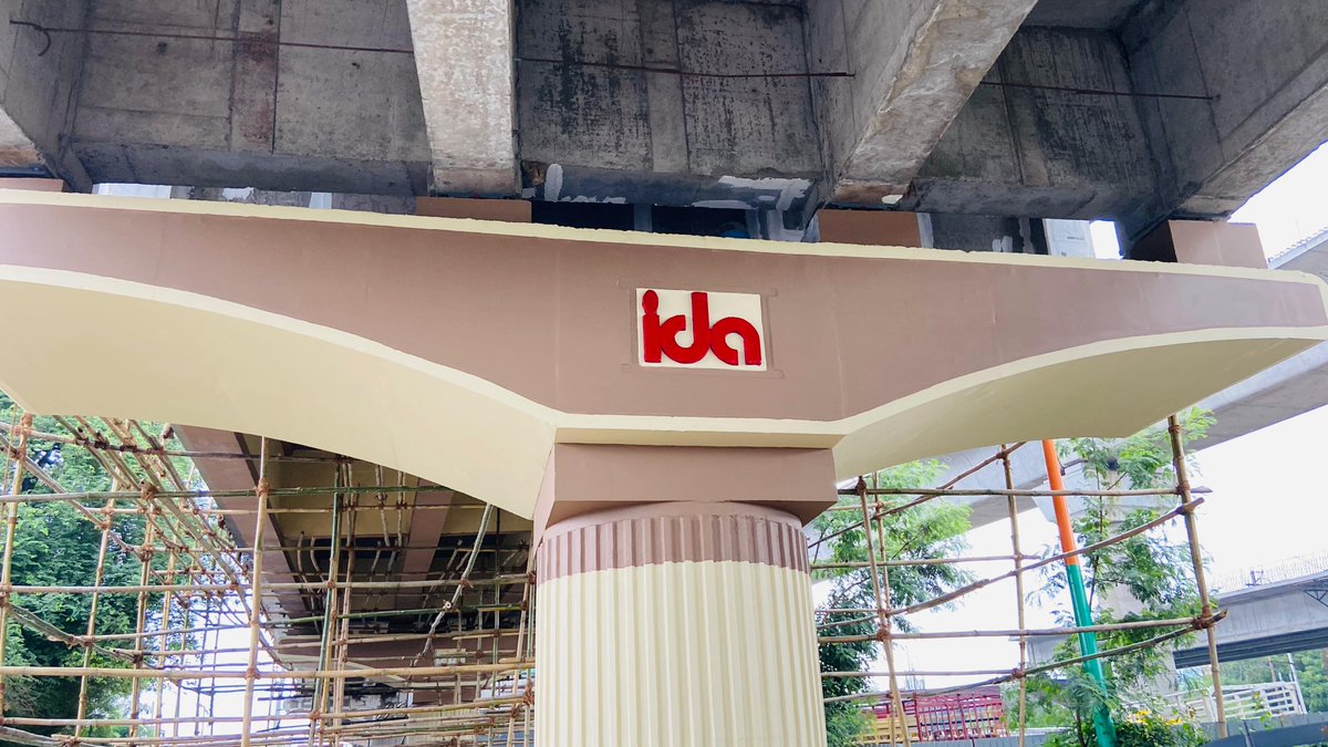 idaIndore22's tweet image. इंदौर के लवकुश चौराहे पर बनने वाले प्रदेश के एकमात्र मल्टीलेयर फ्लायओवर (लेवल 2) का निरीक्षण आज प्राधिकरण के मुख्य कार्यपालिक अधिकारी श्री आर.पी. अहिरवार द्वारा किया गया एवं कार्यप्रगति की जानकारी प्राप्त की।

#ida #indore #indoredevelopmentauthority #multileyaflyover