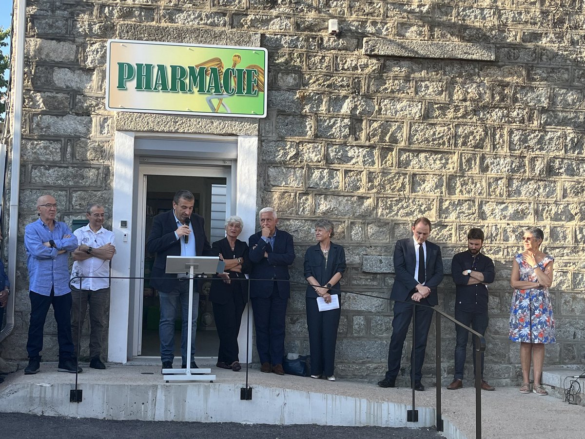 Cumunadicuzza's tweet photo. Inauguration de l’antenne pharmaceutique de #cozzano. L’accès aux soins et à la santé est une priorité. https://t.co/GpXV5RcBa3