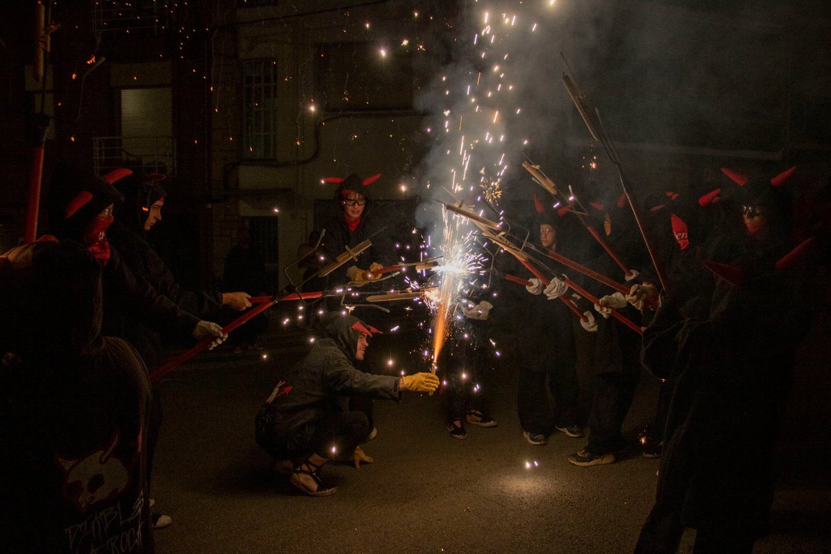 Diables La Roca tweet media