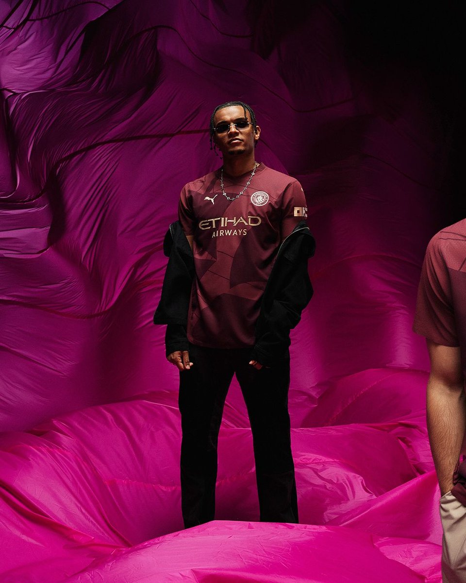 brfootball's tweet photo. Man City drop their new third kit 🍷 https://t.co/Hts2XCNUh8