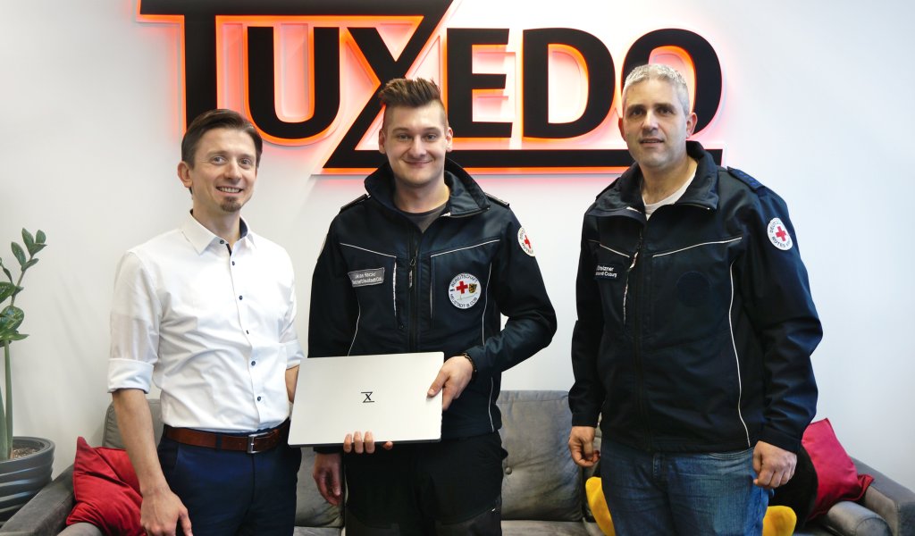 Leben retten mit TUXEDO - Gerät für das Projekt "mobiles Notfall-Simulationszentrum" des Bayerischen Roten Kreuz Neustadt bei Coburg. <a href="/BRKNec/">BRK Neustadt/Cob.</a> 

Mehr Informationen: tuxedocomputers.com/de/Leben-rette…

#tuxedo #sponsor #linux #Simulation #Leben