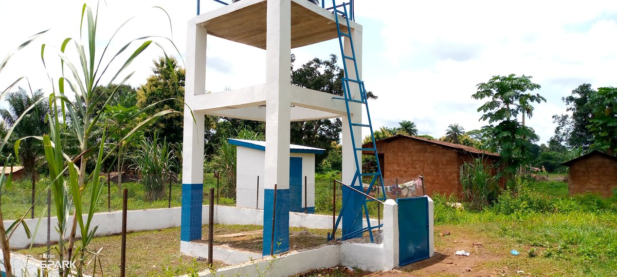 ApadeRca's tweet photo. Grâce au soutien de la @UN_CAR, l'ONG APADE a concrétisé le projet de construction des forages à #Grimari en #RCA. Ce projet à impact rapide souligne l'importance d'investir dans des infrastructures durables pour garantir un accès équitable à l'eau pour tous. https://t.co/QEztRPmHsn