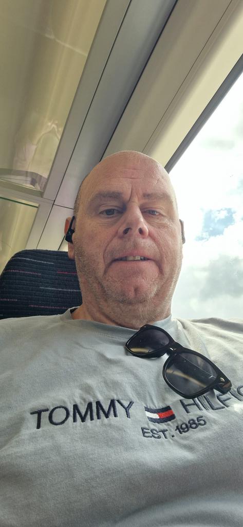 Morning hope everyone is good today. Just of to <a href="/56deanstreet/">56 Dean Street</a> be great if anyone else is heading up there If you are please let me know and meet up for a cuppa and catch up. 🙏❤️