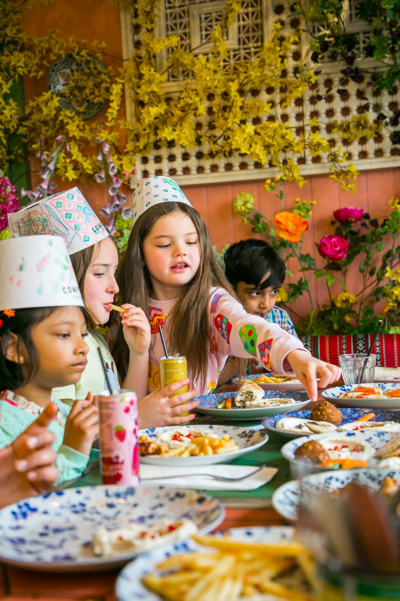 Kids Eat Free every Sunday this Summer at Comptoir Libanais, Ealing Broadway. 🍽️

ealingbroadwayshopping.co.uk/eatdrinkshop/c…