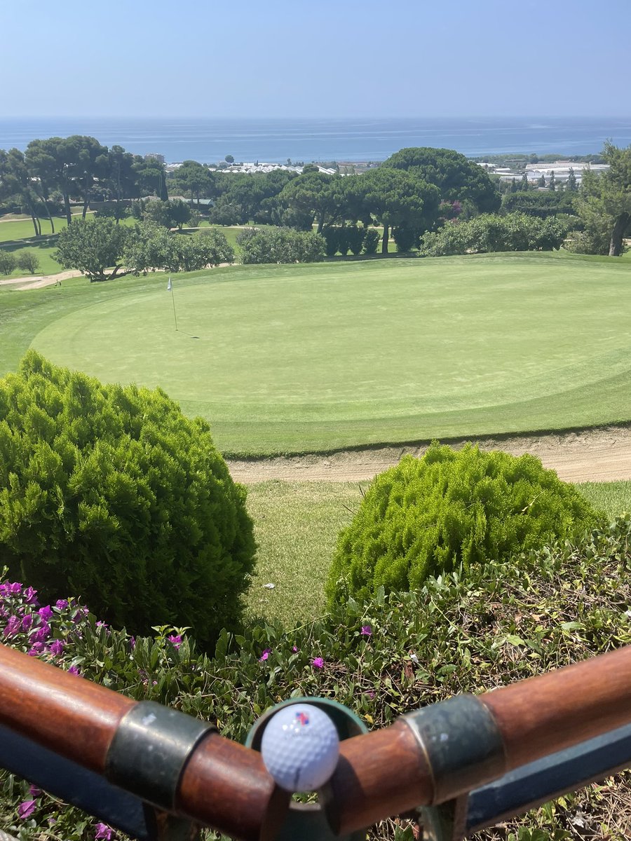 GerwinBruns's tweet photo. Nu we er toch zijn, golfen in Spanje 🇪🇸 club de golf LLavaneras🏌️‍♂️ https://t.co/A3GnOrpScs