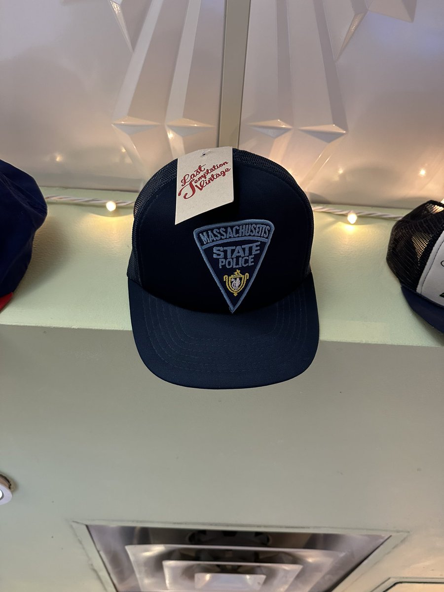 Nevah know what ur gonna find at a vintage store in Alberta.