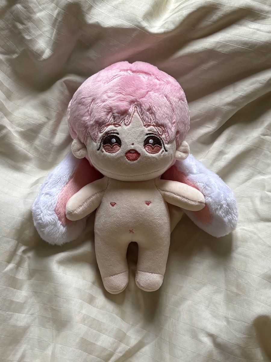 nanayeols's tweet photo. wts/lfb

🛒 20cm pink nana (jaemin) doll 
— ₱1350 (with clothes + pink hoodie) / ₱1150 (bare)
— detachable bunny ears (magnetic)
— never taken out (stored in plastic)

mop: gcash
mod: sdd/ggx/j&amp;t https://t.co/IKg37OdZe7