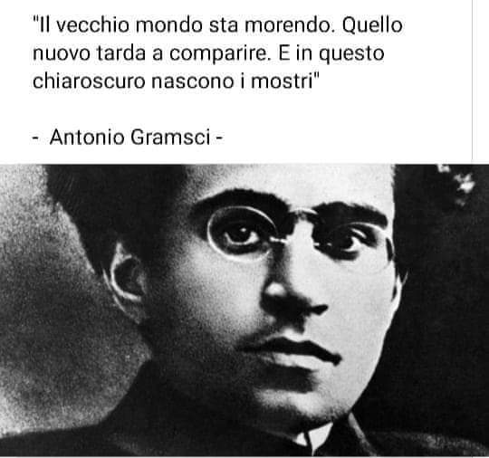 La prima manina tweet media
