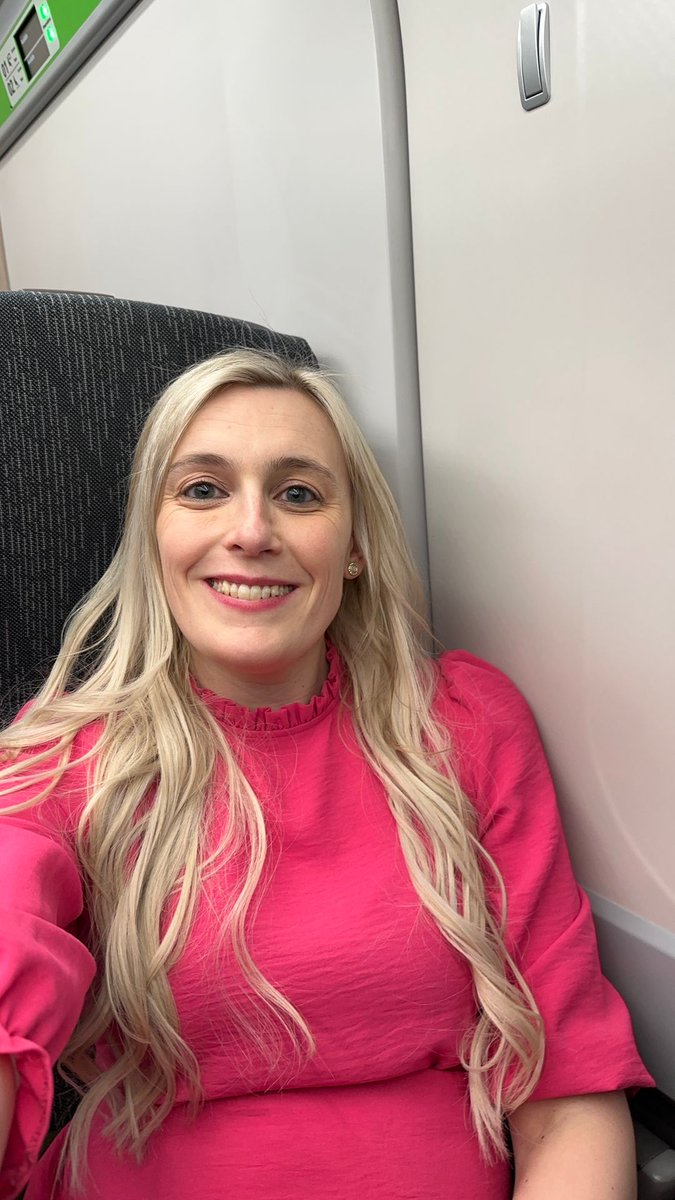 Chapter 36 🎂🎈🎊 Excited to be embracing another year in my thirties, transitioning the blog from side hustle to business and ticking off more of my bucketlist destinations!