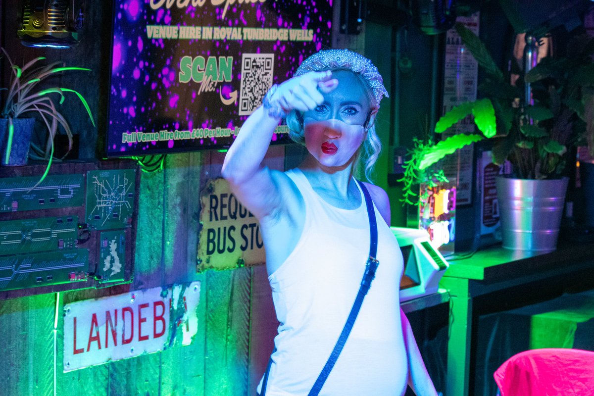 charis_king's tweet photo. Some recent shots from my one-woman show Wummy. Book your tickets for next Tuesday, 7:30pm @CanalCafe and Thursday &amp; Friday, 6pm @TheHenChickens via @CamdenFringe website! 
#camdenfringe #comedy #onewomanshow https://t.co/PonDApCGH4