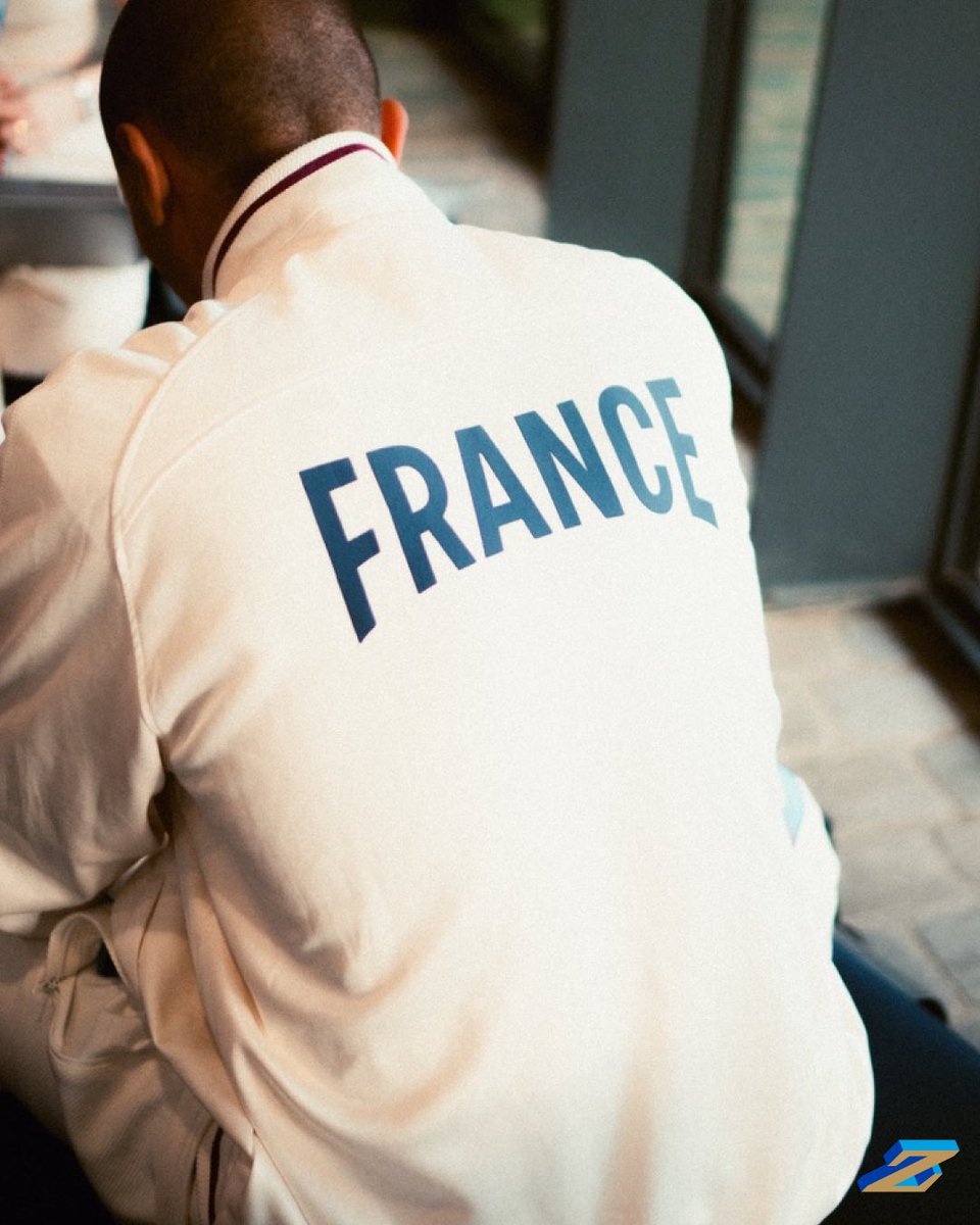 🇫🇷Soutenons l’<a href="/EquipeFRA/">Equipe France</a> pour les jeux Olympiques #paris2024! Let’s support the French team for Paris 2025 Olympic Games! Objective: victory.

➽ France, Official wordmark (in two versions) of the French Olympic team
zecraft.com/logotypes/fran…