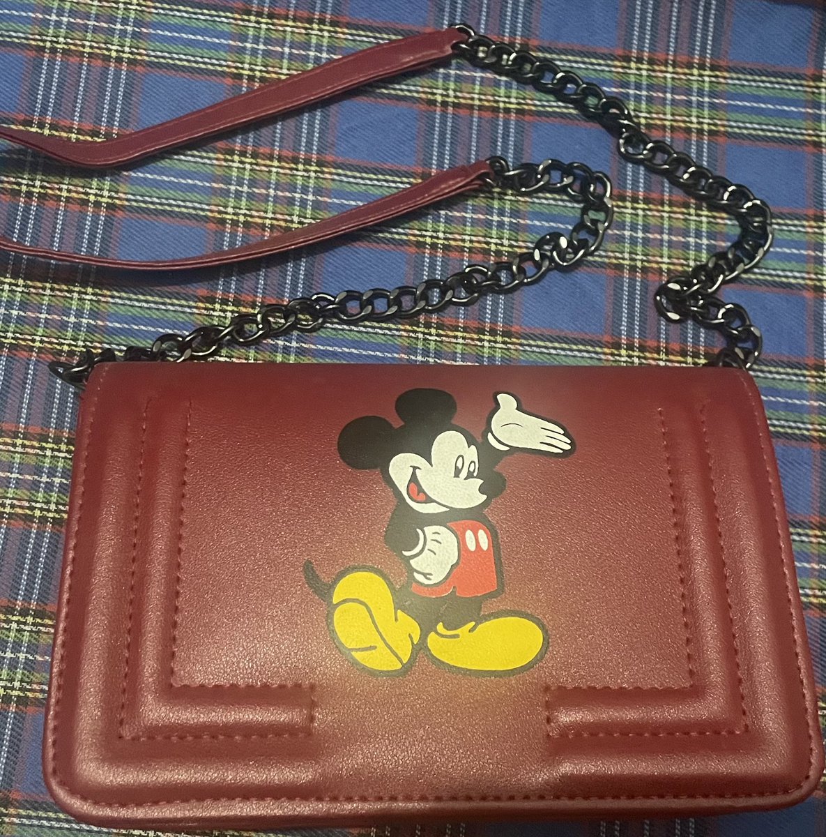 zeeminy's tweet photo. WTS tas mickey luas NEW‼️

15K exc admin shopee, in rush yuk diorder bisa via shopee/ shopvid https://t.co/7HscOb3Ou9