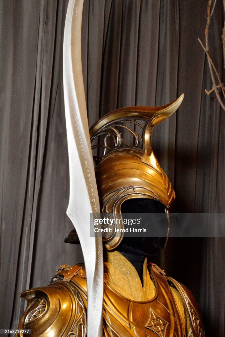 juuhcrr's tweet image. Gil-Galad Armour #TheRingsOfPower 
#OsAneisdePoder
