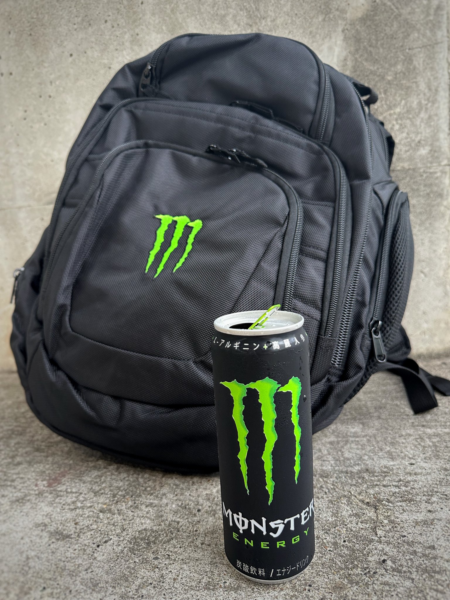 マキシマム ザ ホルモン モンスターエナジー バックパック リュック モンスター マキシマム ザ ホルモン × モンスターエナジー バックパック