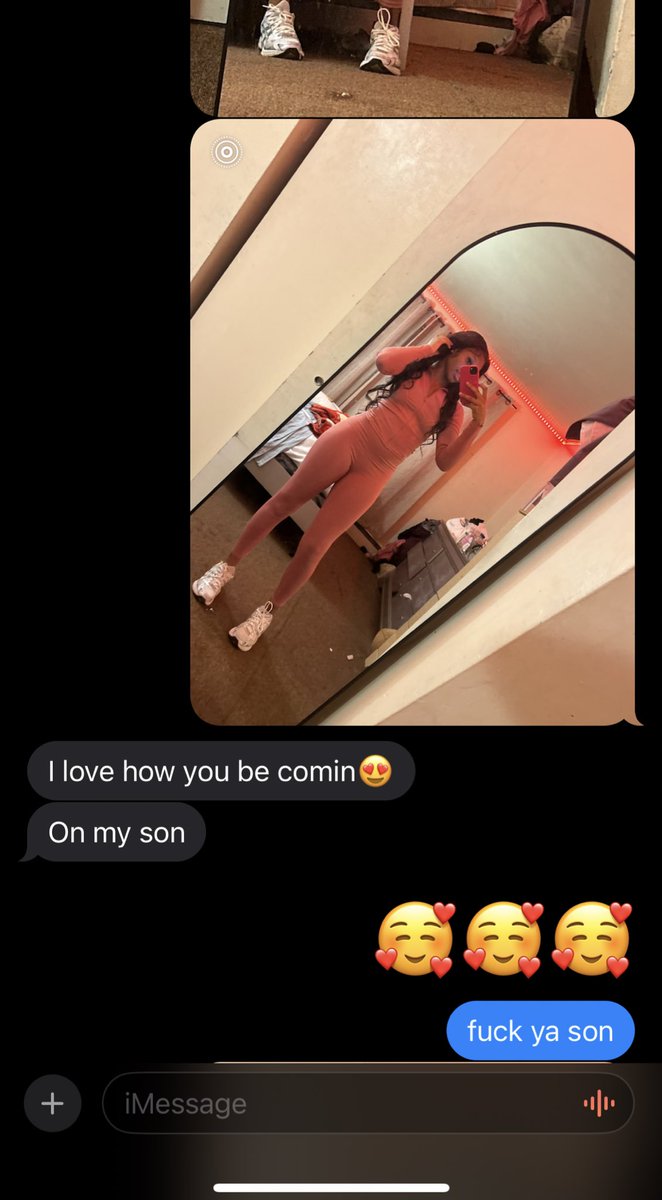 zyzyFrm300's tweet image. im laced 😂😂😂😂😂😂😂