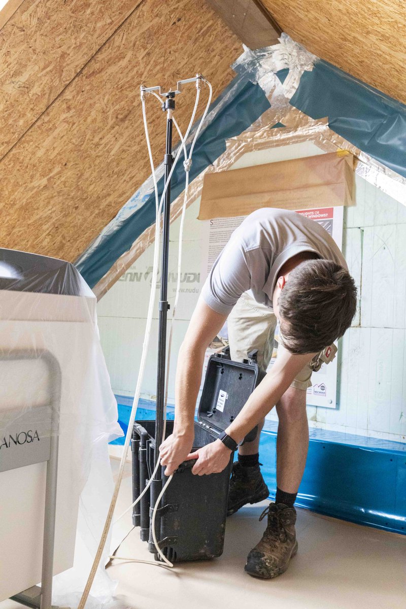 AerobarrierUK's tweet image. Imagine reducing heating and cooling costs by up to 40%! By sealing even the tiniest leaks we can improve your building&apos;s energy efficiency, ensuring a comfortable living environment year-round - saving money and creating a cosier home 🏡

#airtightness #newhome #selfbuilder