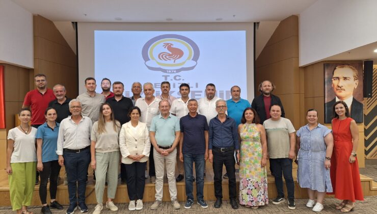 HorozGazetesi's tweet photo. KENT KONSEYİ TMMOB’A BAĞLI ODALAR İLE BİR ARAYA GELDİ

https://t.co/IBLda0wcjB https://t.co/ENckiAY0ii