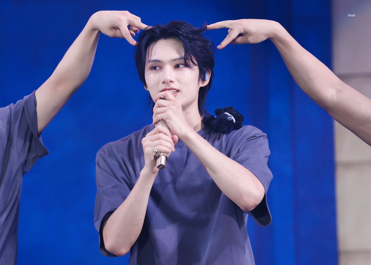finish0610's tweet photo. 240724
#준 #JUN #문준휘 #文俊辉 #세븐틴 #SEVENTEEN https://t.co/meX3fhb5kg