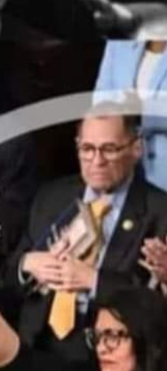 Naz NY🇺🇲 tweet media