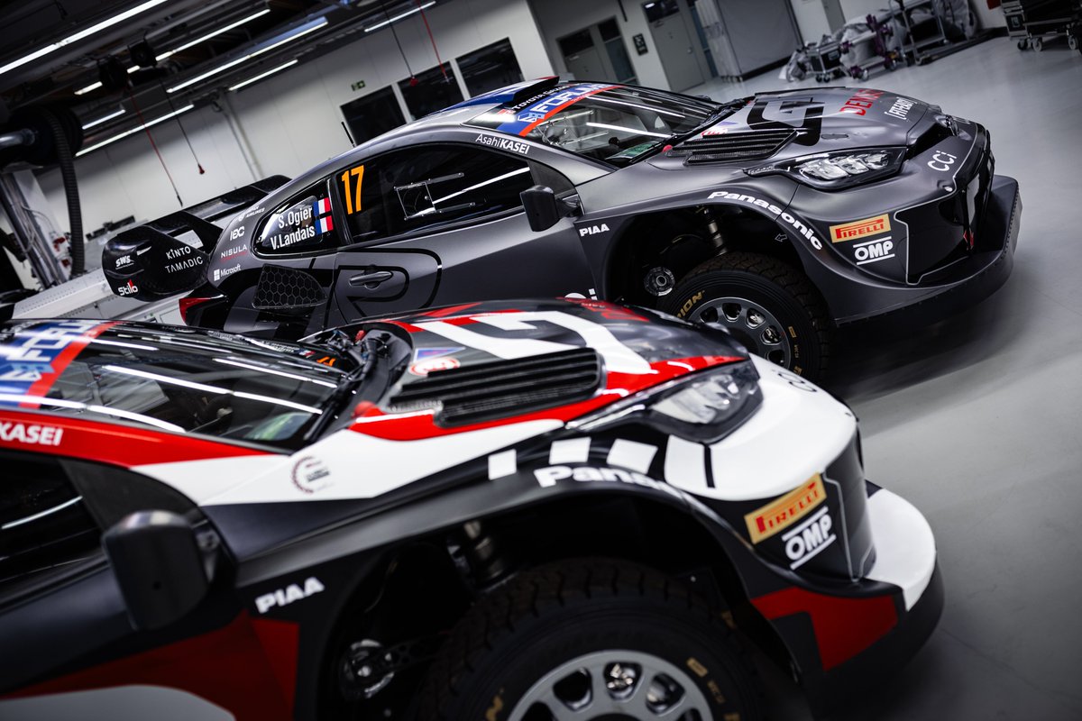 Celebrating our world champions on Rally Finland, the Rally1 cars of <a href="/KalleRovanpera/">Kalle Rovanperä</a> and <a href="/SebOgier/">Sébastien Ogier</a> will sport the designs of their Special Edition #GRYaris models 🤩

A special thank you to the customers who receive the limited edition, hand-crafted and painted road cars 🖌️
