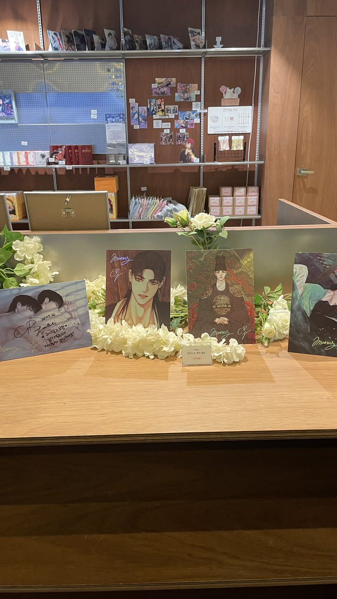O20526's tweet photo. #귀야곡 #아나나스 #클레제이드 #모펀 #콜라보카페 https://t.co/i1WxGuqJC0