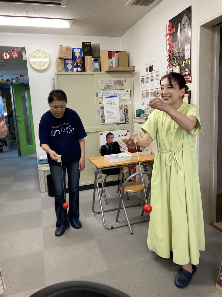chikakofm845's tweet photo. #fm845
#今週は夏祭りウィーク
#けん玉選手権
#わなげ選手権も開催中 https://t.co/Pg0sVTxaDt