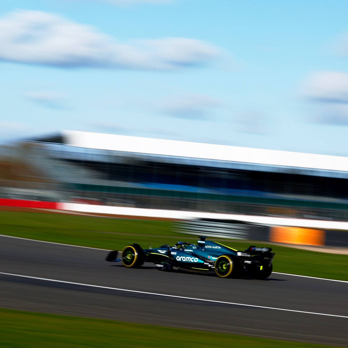 EPOS (@eposaudio) on Twitter photo With long straights and high-speed corners the #BelgianGP may be called #Spa, but it certainly doesn’t feel like one.
As #GlobalAudioPartners we help the <a href="/AstonMartinF1/">Aston Martin Aramco F1 Team</a> Team stay calm and composed with frictionless communication. Here's how: eposaudio.com/en/us/aston-ma… With long straights and high-speed corners the #BelgianGP may be called #Spa, but it certainly doesn’t feel like one.
As #GlobalAudioPartners we help the <a href="/AstonMartinF1/">Aston Martin Aramco F1 Team</a> Team stay calm and composed with frictionless communication. Here's how: eposaudio.com/en/us/aston-ma…