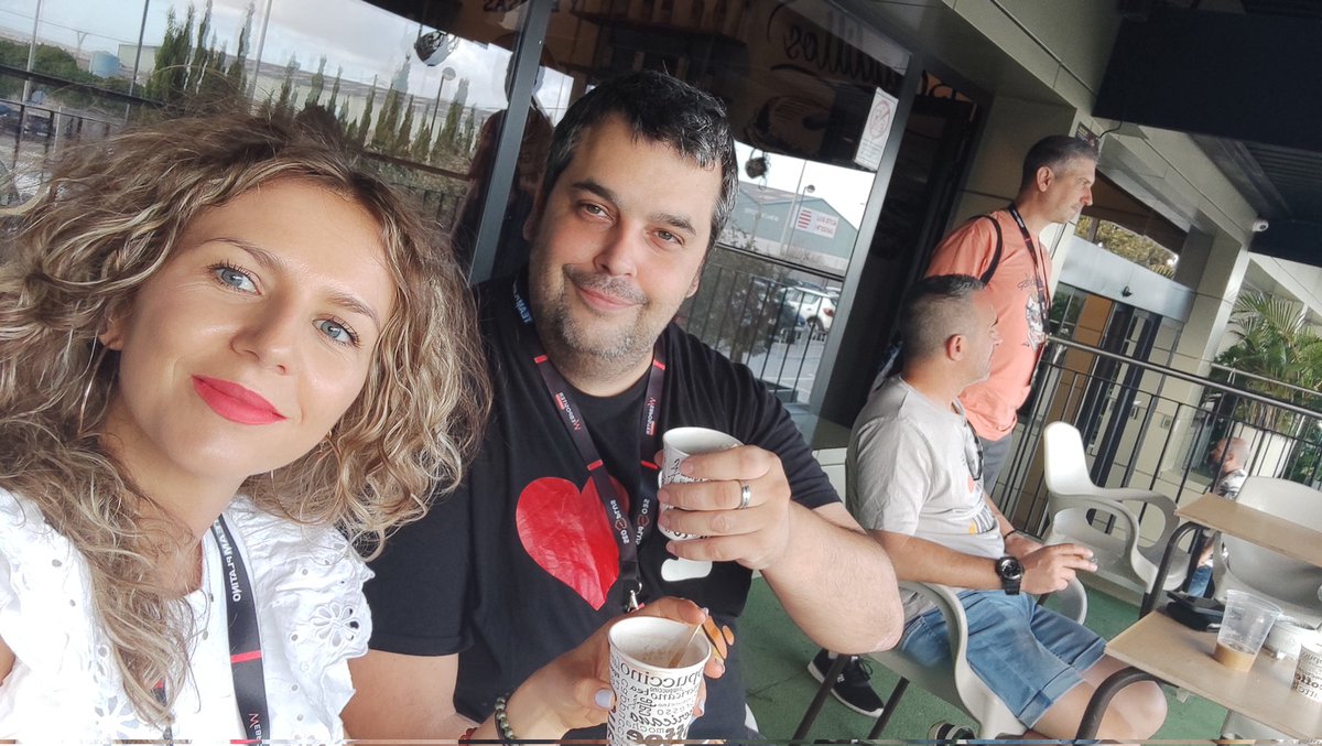 El carajillo de las 8 am. <a href="/JaviLazaroSEO/">JaviLázaro</a>  #seoplus