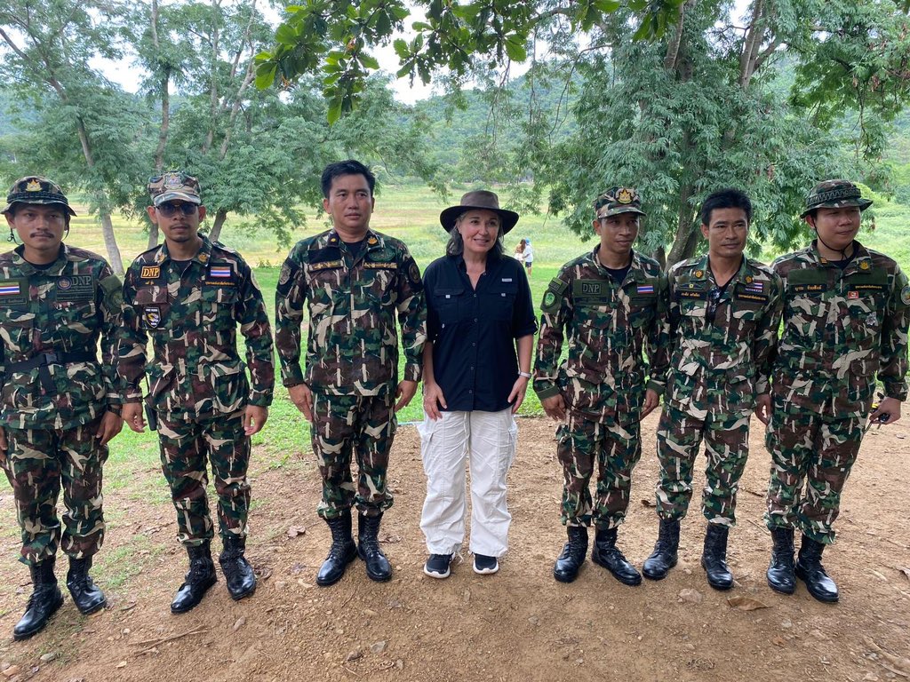 AsstSecCantor's tweet image. Thanks to Thailand's Department of National Parks, Wildlife and Plants Conservation and @TheWCS for great discussions and a tour of Kaeng Krachan National Park. @Interior is proud to support the conservation of Thailand’s incredible biodiversity and natural landscapes