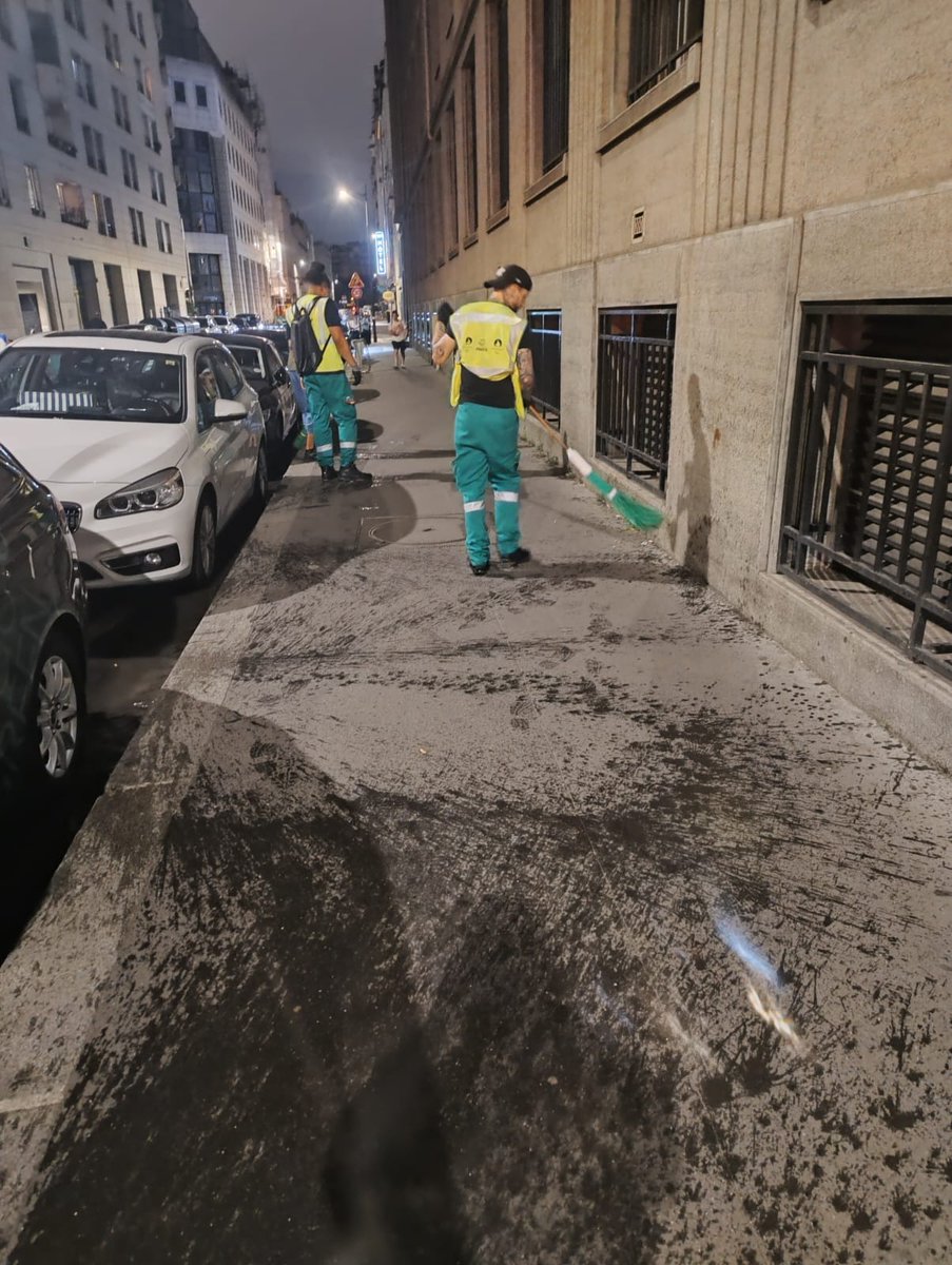 Agent de la propreté de Paris tweet media