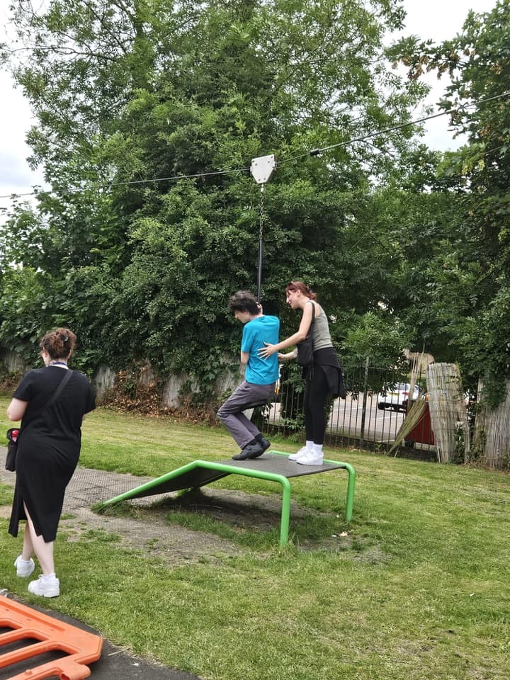 goldcrest_house's tweet photo. There's just something magical about stepping into Howden Park π³β¨ We love playing there with our friends, it's one of our favourite places to visit π #AutismAdults #HowdenPark #NatureLovers #ExploreMore π https://t.co/bK9dDx7e1x
