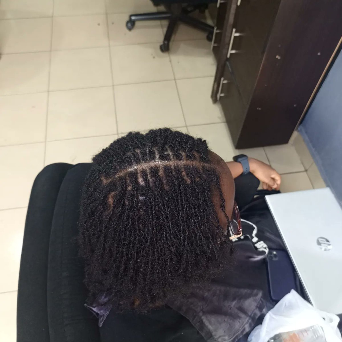 afrolockssalon's tweet photo. First day,, start locks,, micro locks,, HOME OF QUALITY LOCKS AND BRAIDS https://t.co/FrccsjN89u