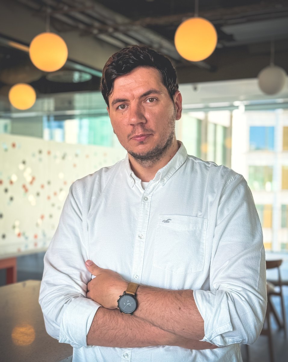 👏 pentru Gabriel Prundeanu, eCare Manager <a href="/orangeromania/">Orange Romania</a>, inclus în catalogul  <a href="/bmagromania/">Business Magazin</a> 100 Tineri Manageri de Top. Anuarul a ajuns la ediția 19 și redă povești despre reușite remarcabile, lecții învățate, succes și puterea de a merge mai departe.👉bit.ly/3y4G21k