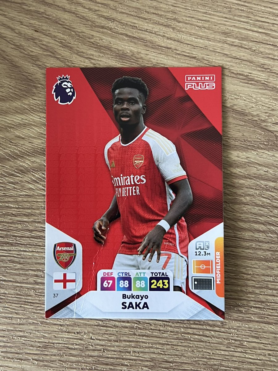 ElComandante84's tweet photo. Went to my local High St to get a coffee & got hit up for a packet of football cards for ยฃ10 by my son. Heโs just gone nuts โcos heโs found his fav player in the packet. Literally screaming the house down! Money well spent thenโฆ.@BukayoSaka87 @Arsenal #EveryoneLovesSaka #Saka7 https://t.co/pinmTsnEXh
