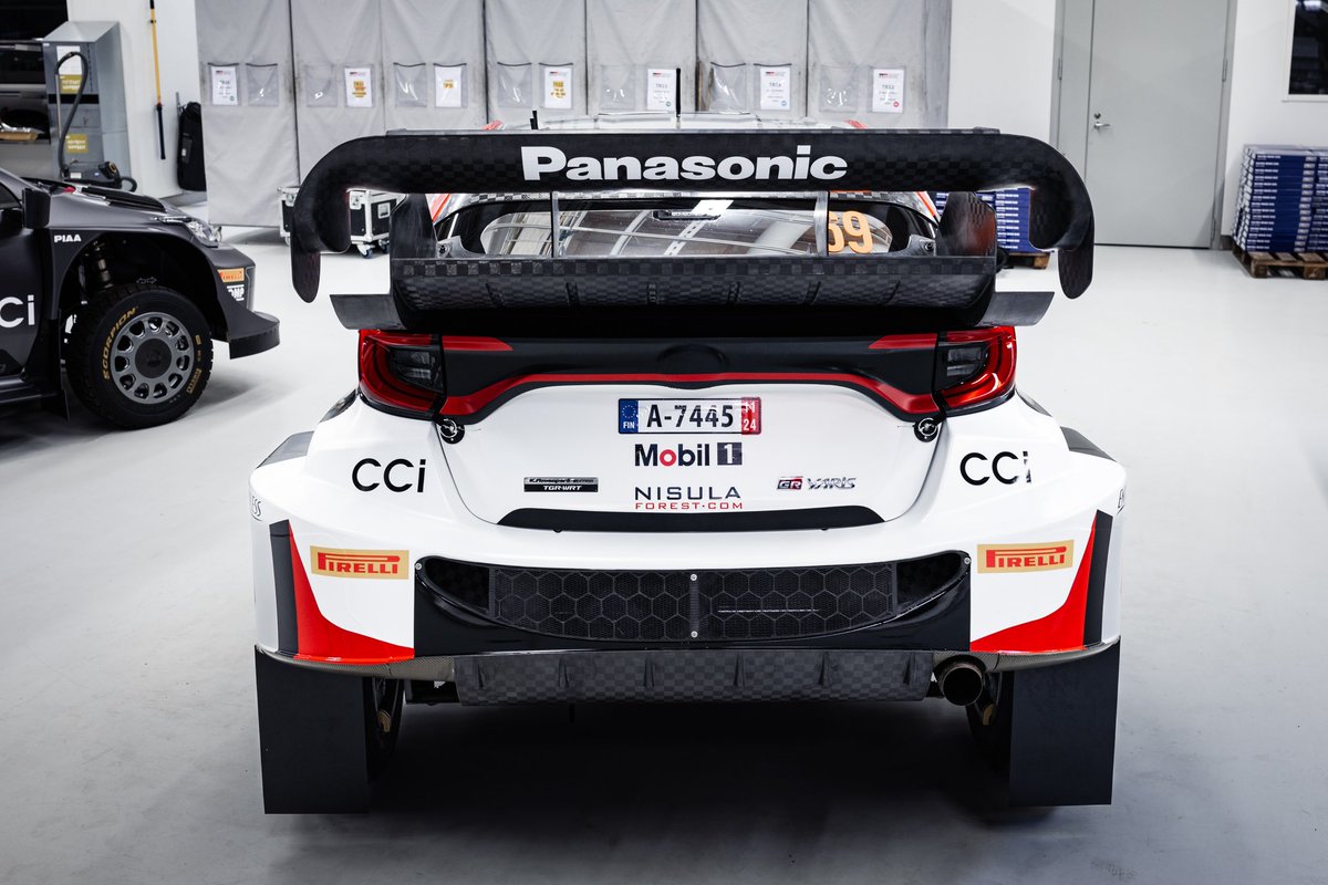 Coolest livery for the coolest rally, make sense!

We will wear this special look on our #yarisrally1 for @sectorallyfinland 🤩

Right! It’s based on special Yaris GR edition mode for @kallerovanpera 
Thanks for the job @tgr_wrc 

#wrc #sectorallyfinland #speciallivery #kr69