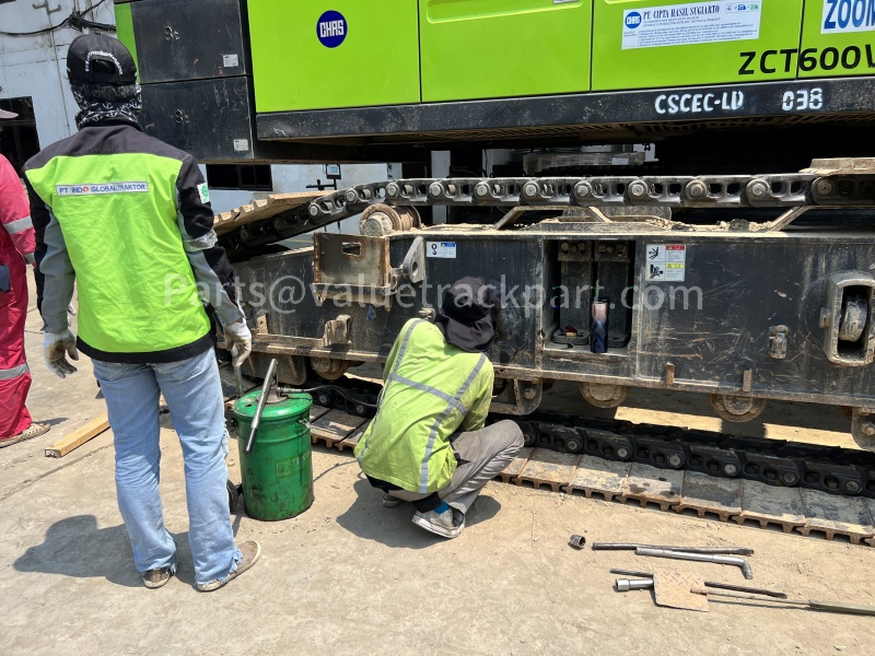 VM_parts's tweet image. Happy Friday and have a great weekend🥳
#crane #imachine #cranes #cranelife #craneporn #yellow #black  #follow #heavycranelife #heavymachinery #craneoperator #cranelife #constructionsite #safetyfirst #bauma #Conexpo