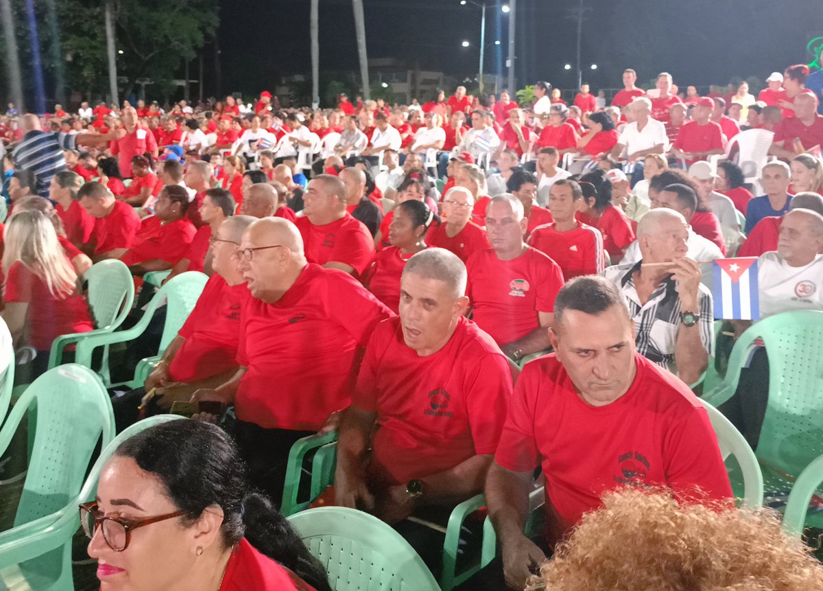 A punto de comenzar en Sancti Spíritus el acto central por el #26DeJulio #Cuba  #CDRCuba #LaHistoriaPorAsalto