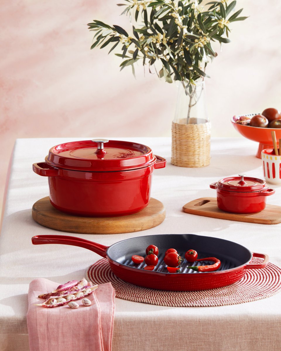 English Home tweet media