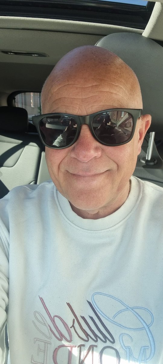 Geoffscott55's tweet photo. The  sun is cracking the pavement so having a trip out. https://t.co/ooqpVCufas