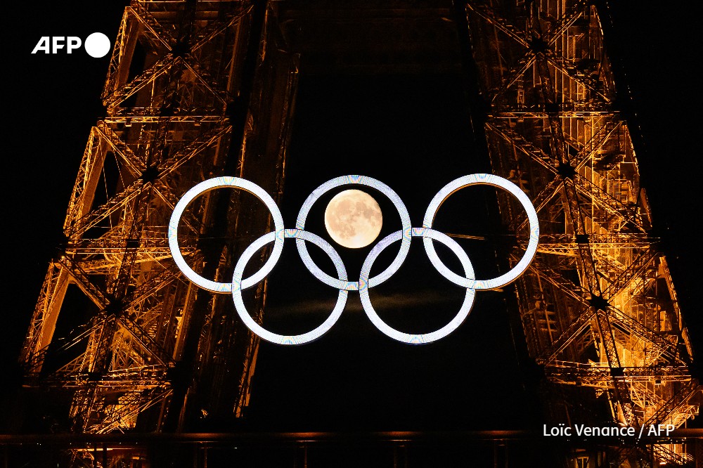 AFPcom's tweet photo. 📸 #AFP topshots of the week (20-26 July 2024) include pictures by @LoicVenance, @fong_fifi, @Patrassa and @corumphoto.

👉 Available here: https://t.co/SMtYQ3V381

#photography #photojournalism #AFPPhoto
@AFPphoto https://t.co/W6yfZ9oRxm